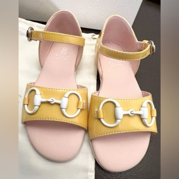New GUCCI Girl's Horsebit Sandals! - Picture 5 of 16